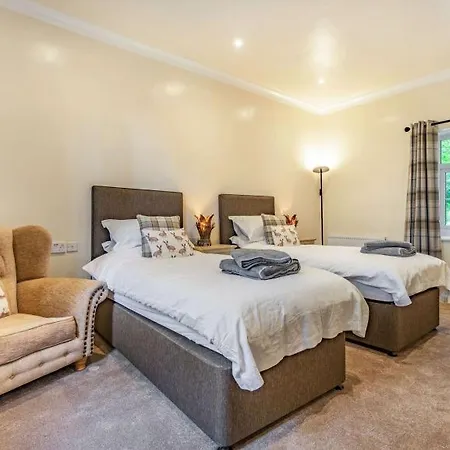 Harefield Holiday home *