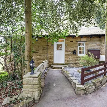 Holiday home Harefield